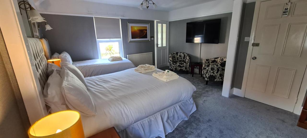 חלנדודנו Sunnycroft Private Hotel מראה חיצוני תמונה